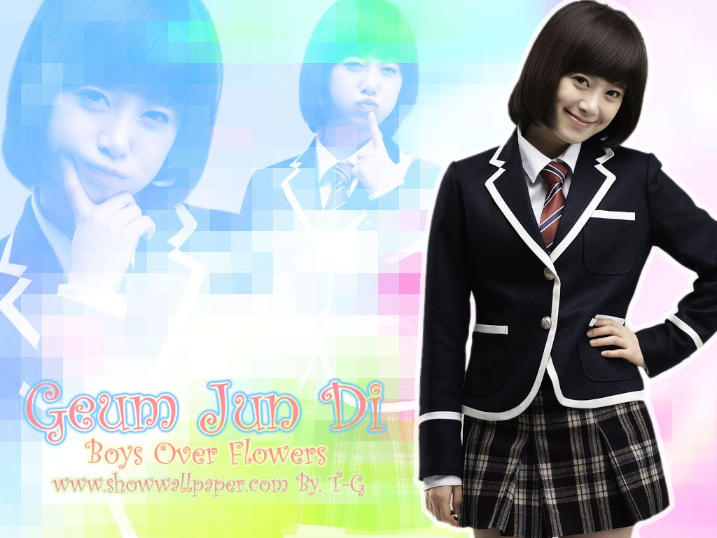black and white wallpaper: Ku Hye sun Wallpaper
