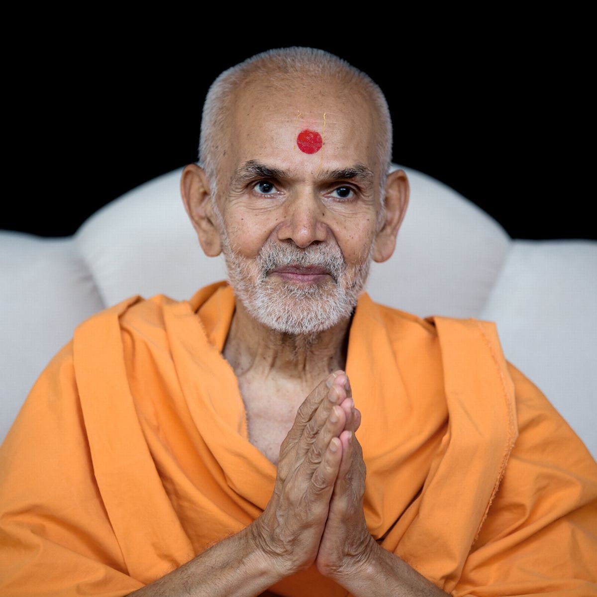 Hindu leader and 'spiritual guide to millions' Mahant Swami Mahar...
