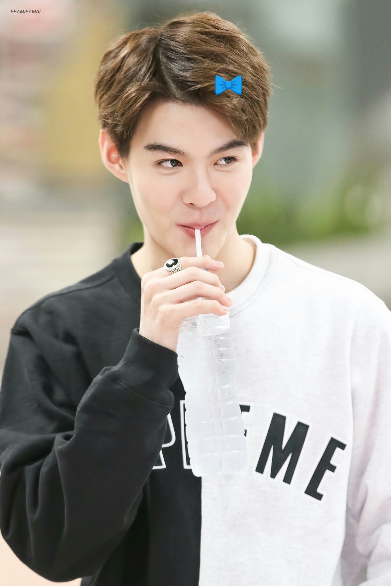 Saint Suppapong. Aktor, Wallpaper lucu, Ilustrasi alam