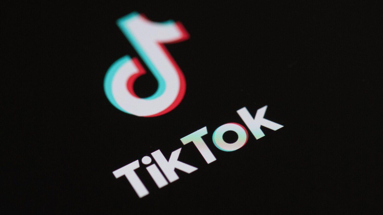 ByteDance Said to Offer to Sell TikTok's U.S. Operations