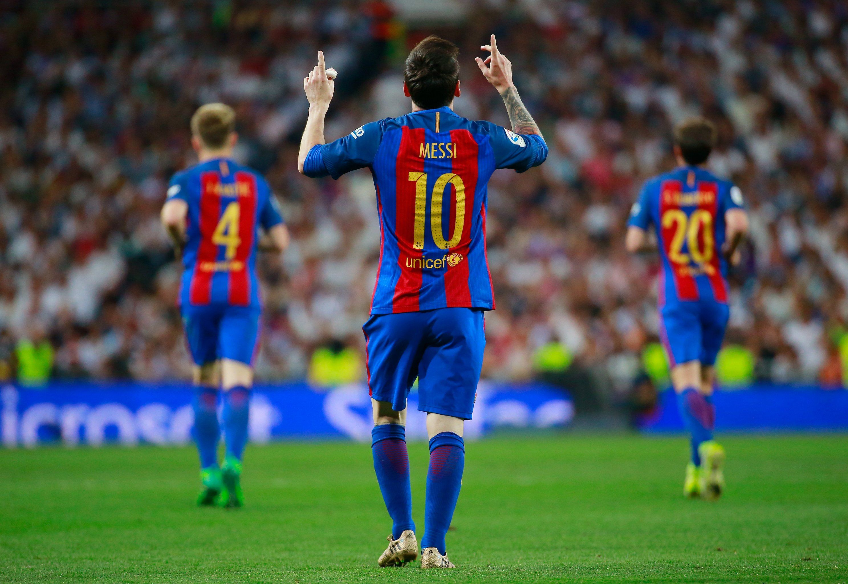The Story Behind Lionel Messi's 5 Most Iconic Barcelona Celebrations. Bleacher Report. Latest News, Videos and Highlights
