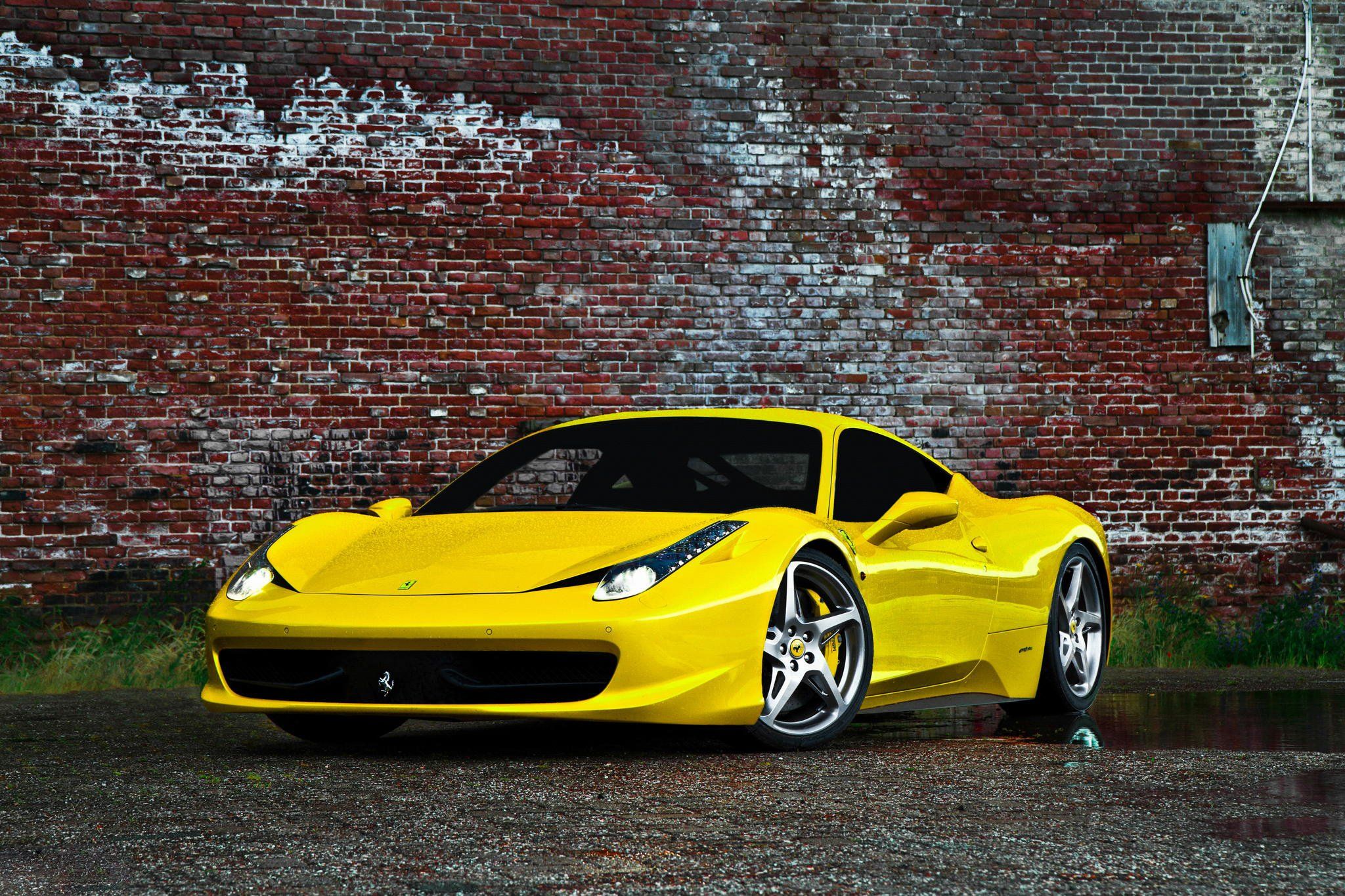 Gold Wallpaper Ferrari Car