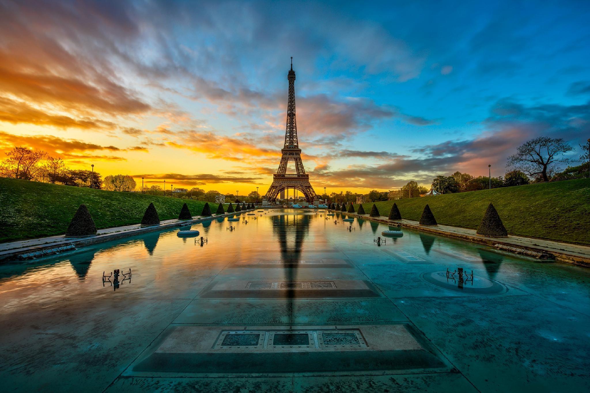 Pink Sunset Eiffel Tower Wallpaper