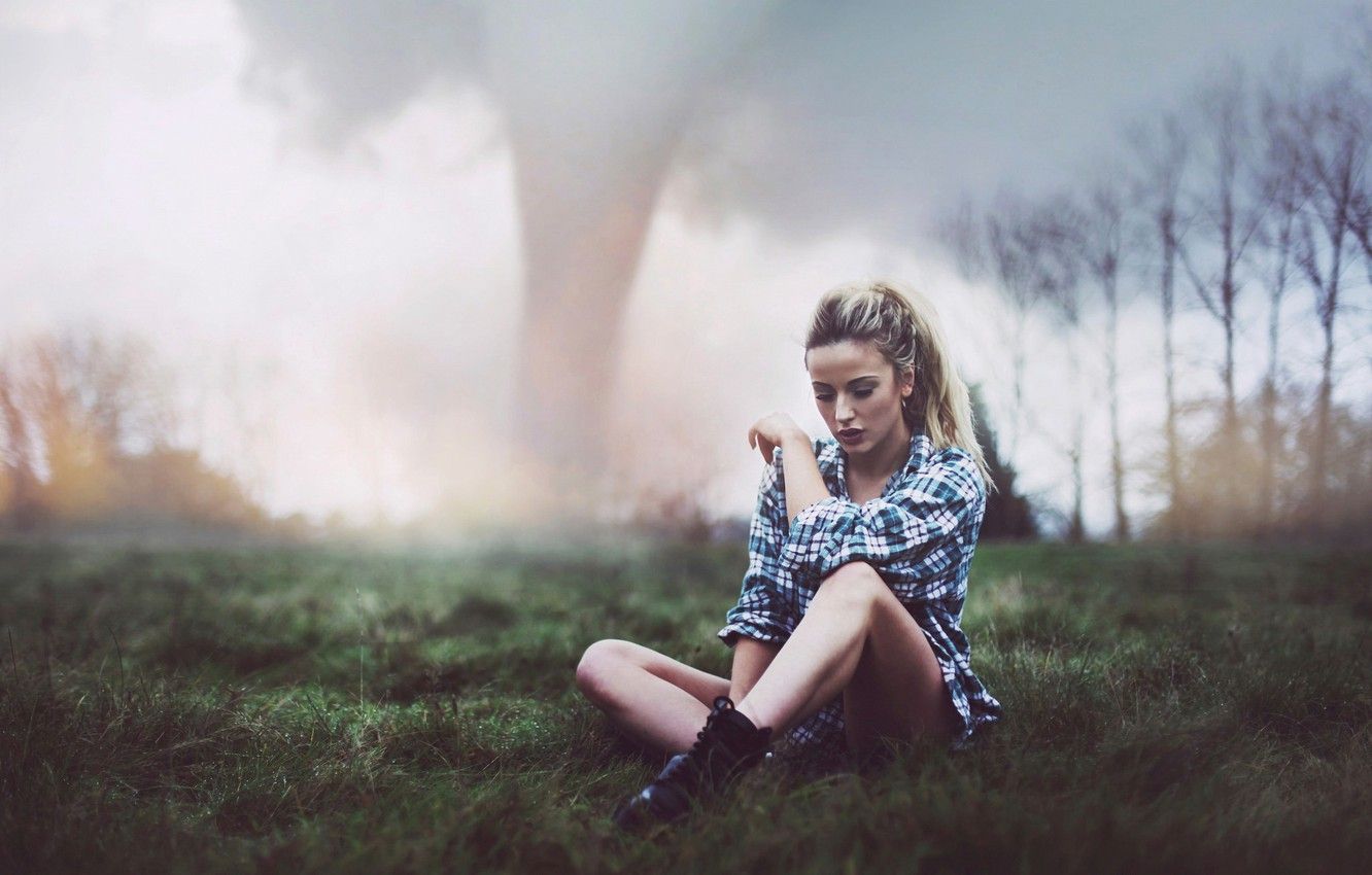Wallpaper girl, tornado, tornado, A natural disaster, Natural Disaster image for desktop, section ситуации