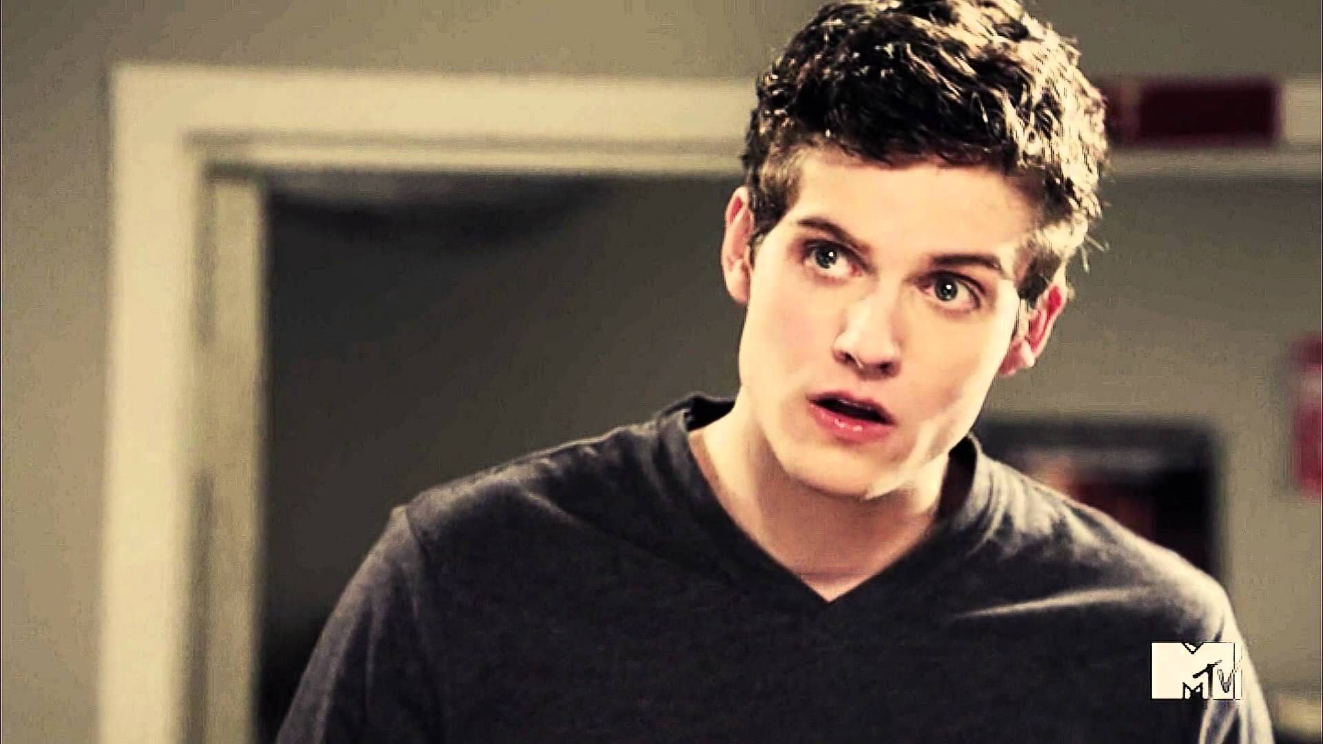 Teen Wolf Imagines the bottle.. isaac lahey
