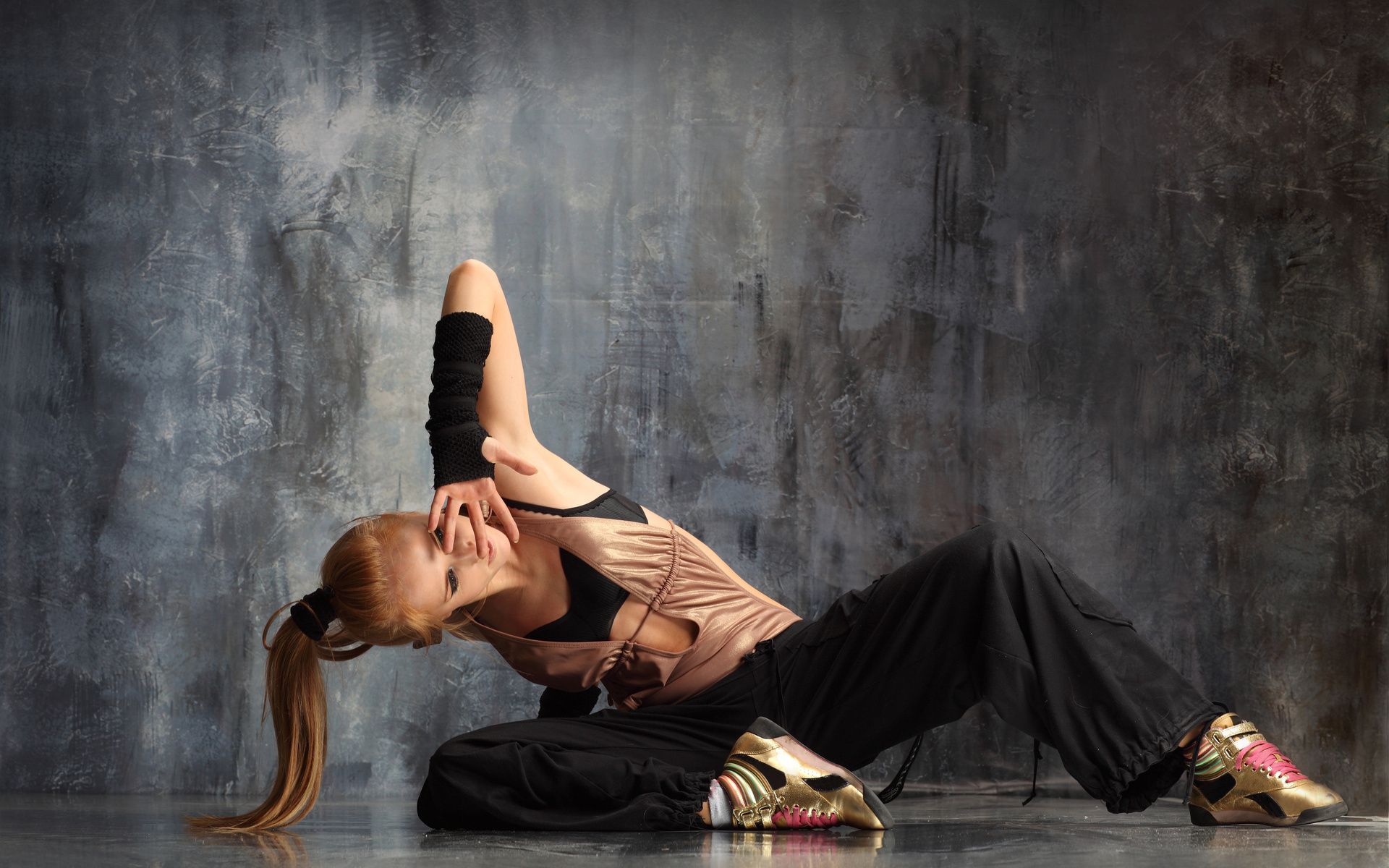 Hip Hop Dancing Women Wallpapers - Wallpaper Cave