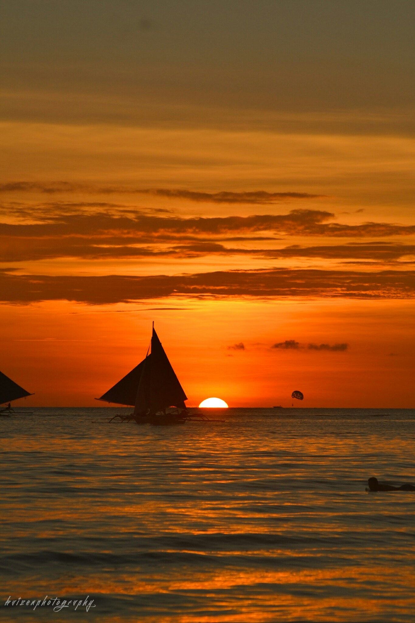 Free of boat, Boracay, sunset