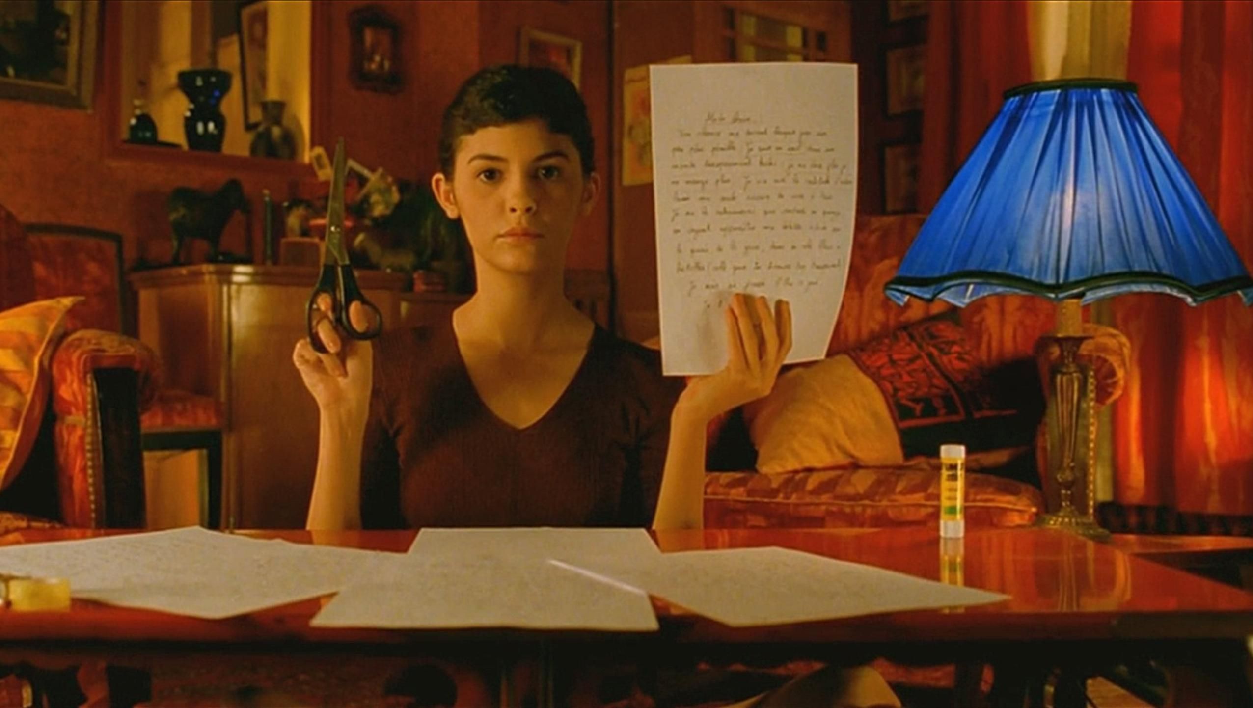 Героиня одри тоту 5 букв. Одри Тоту Амели. Амели (le fabuleux Destin d'Amélie Poulain, 2001).