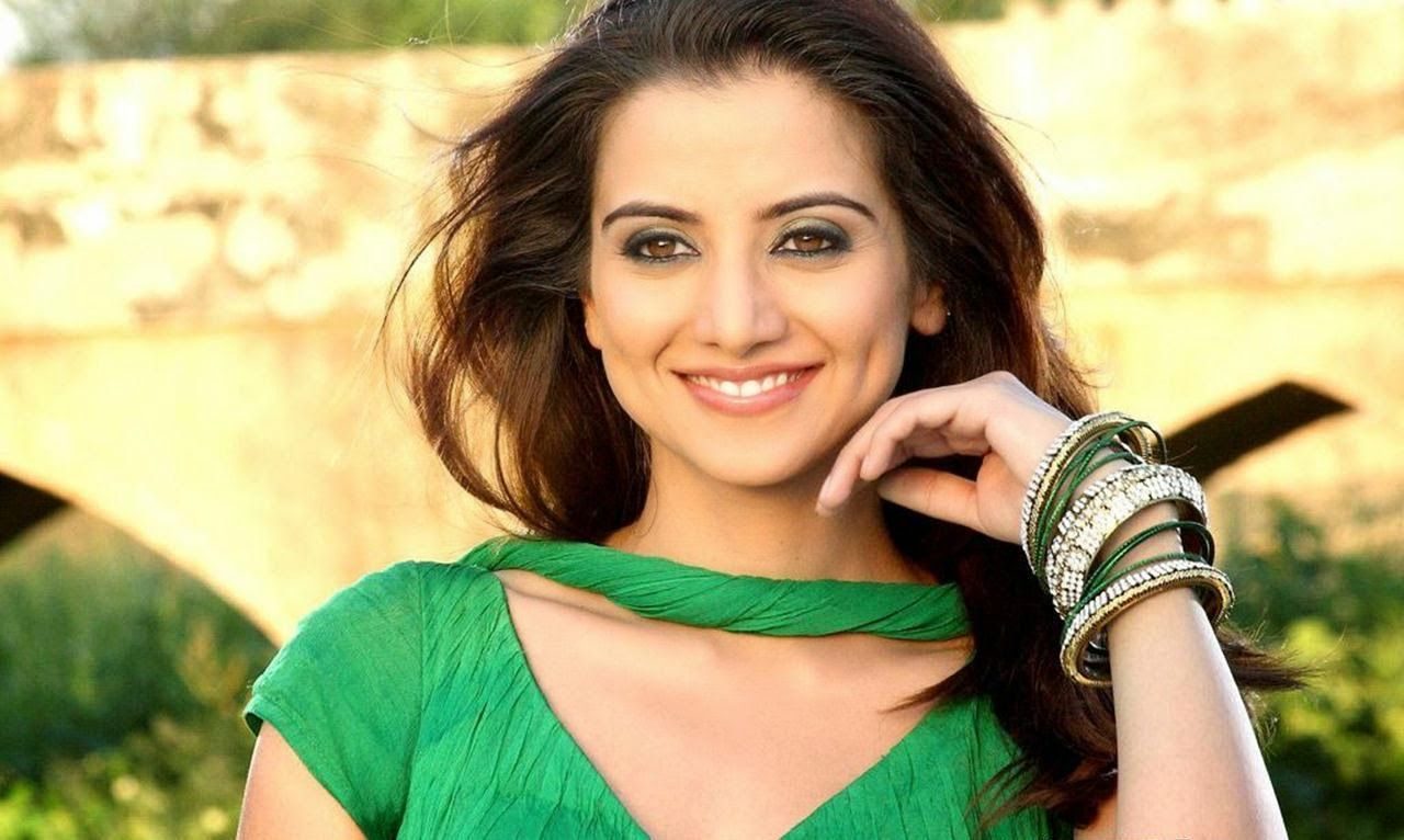 Best & Most Beautiful Punjabi Actresses 2020's Stuffs