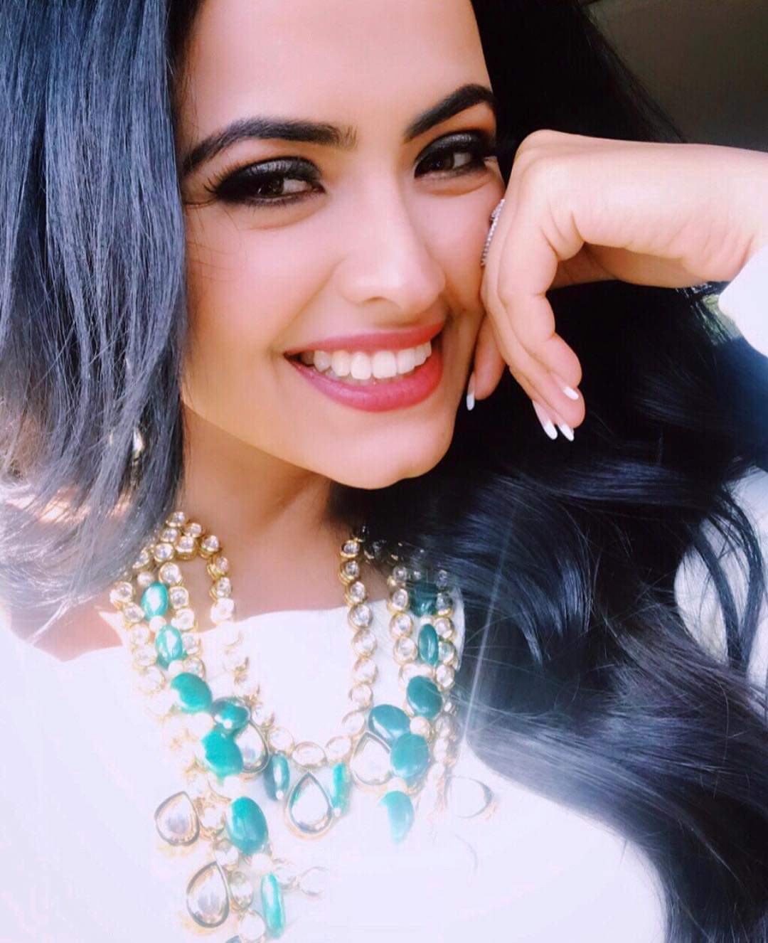 Wallpaper. Image. Picpile: Simi Chahal HD Latest Pics