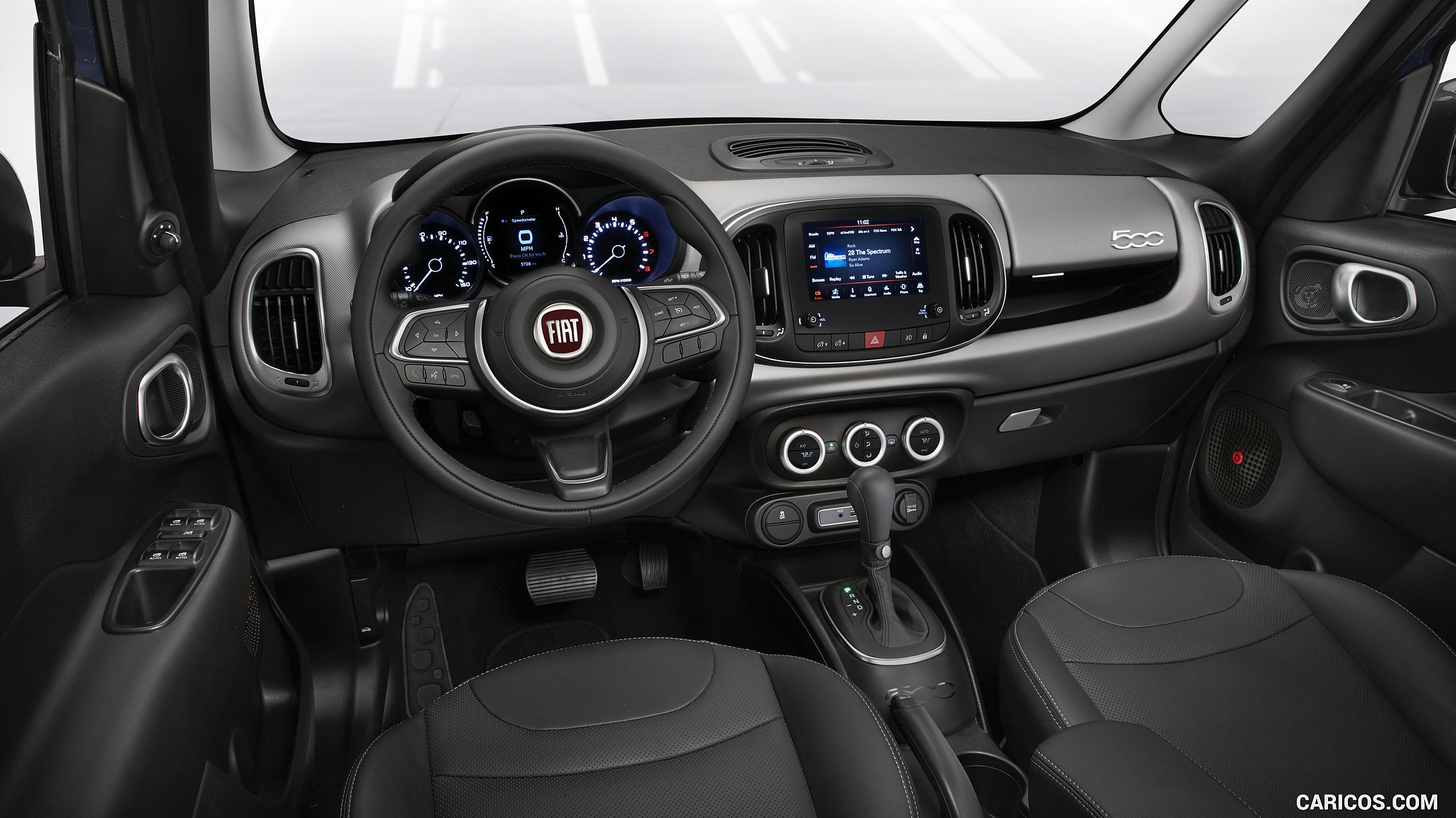 Fiat 500L, Cockpit. HD Wallpaper