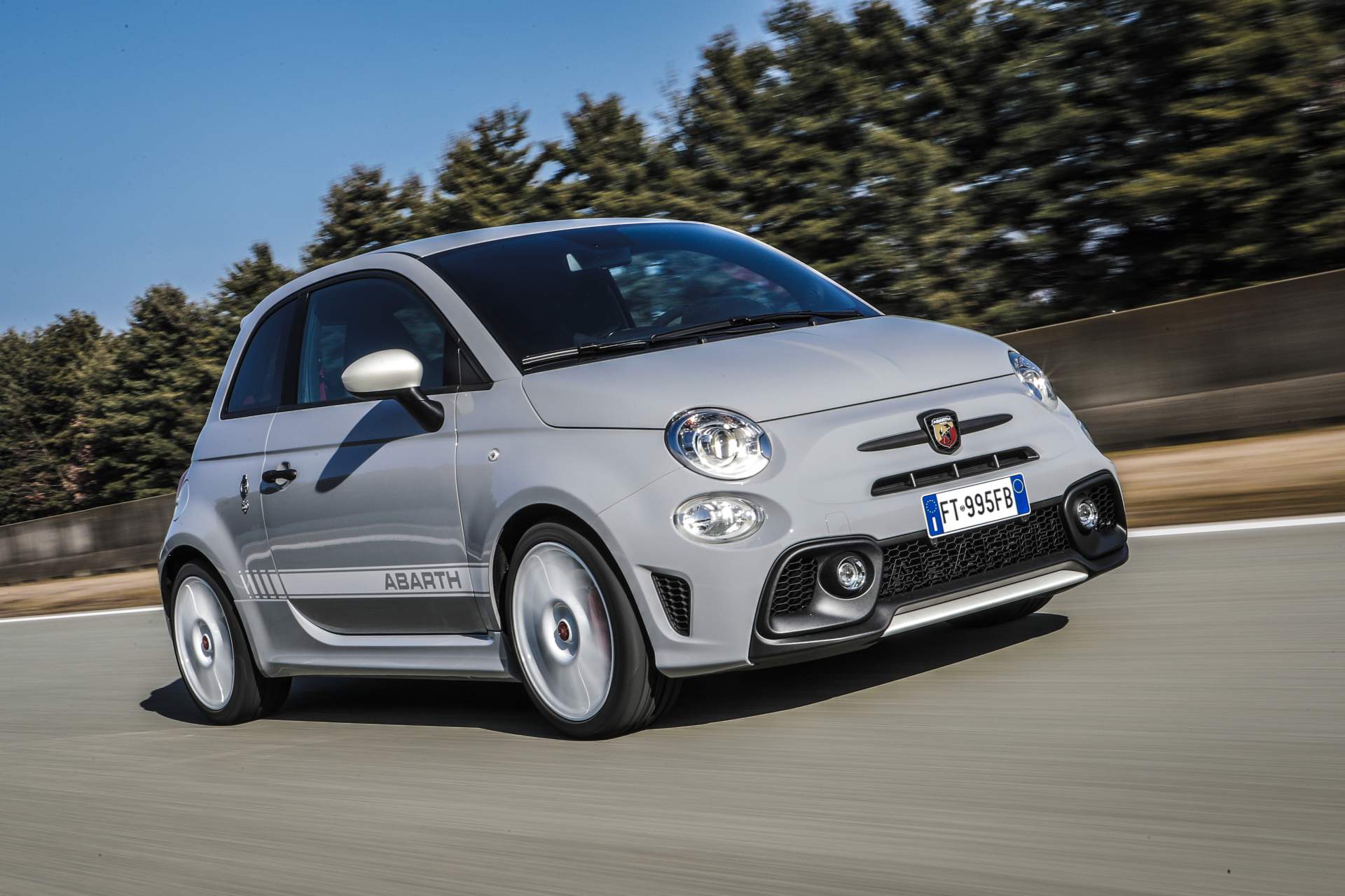 abarth: Fiat 500 Abarth Esseesse 2019