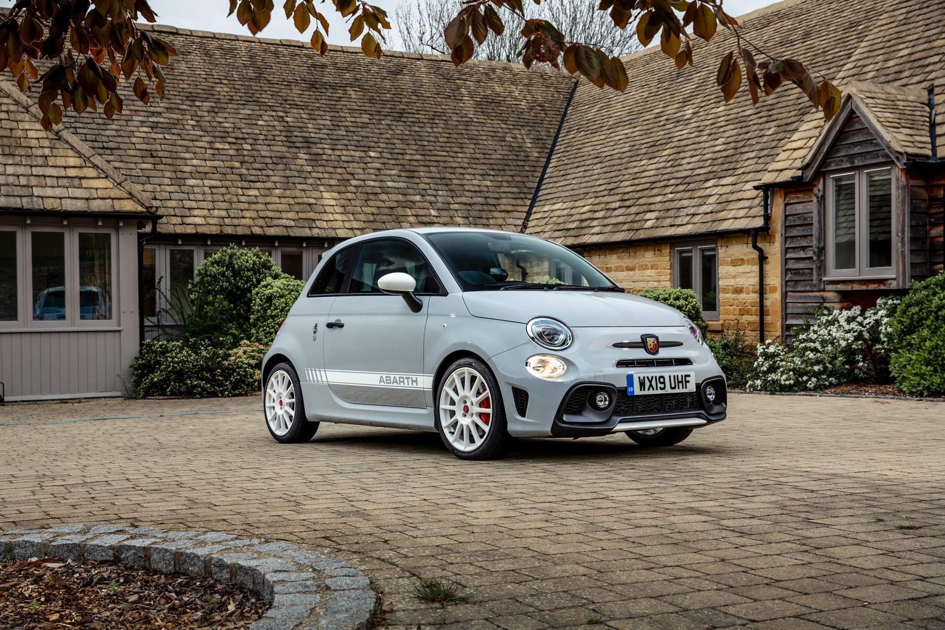 Abarth 595 esseesse News and Information - .com