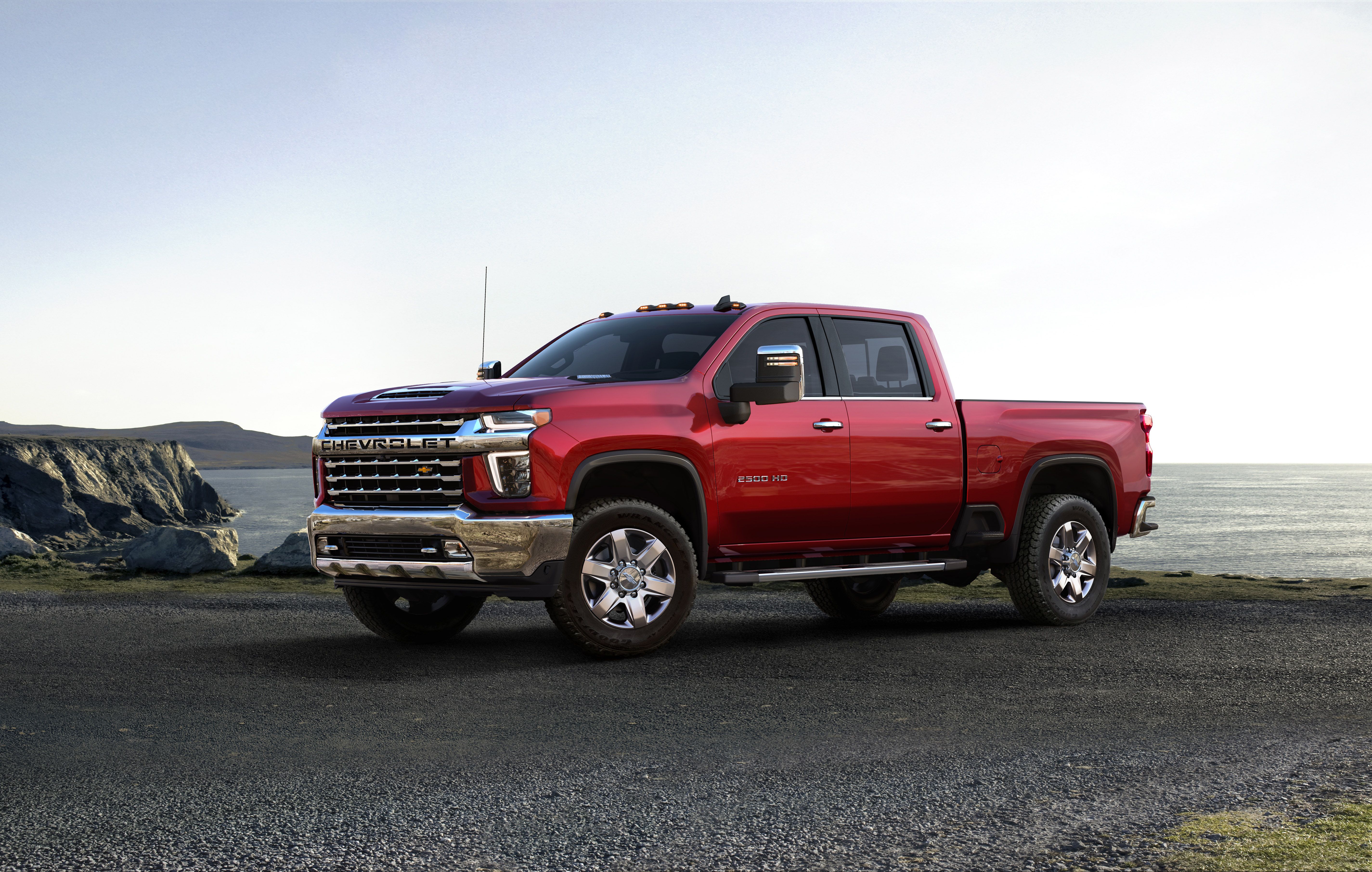 Chevy Silverado HD Debuts With New Engine, Massive Towing Rating Picture, Photo, Wallpaper
