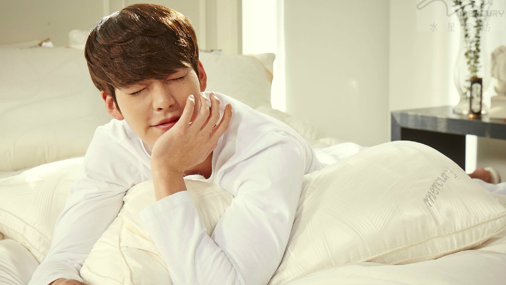 Kim Woo Bin Actors and Actresses Wallpaper