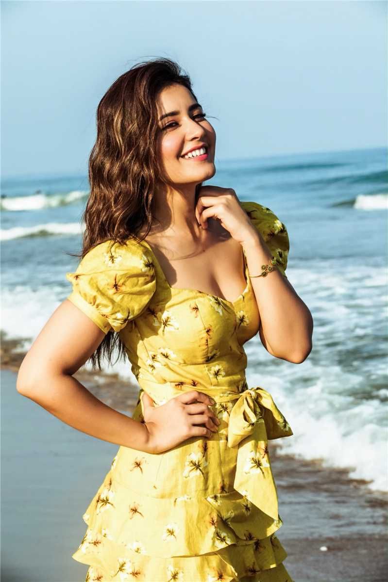 Raashi Khanna Stills From Ayogya Movie 15828. Indian Heroine Photo, Beautiful Indian Actress, South Indian Actress Photo