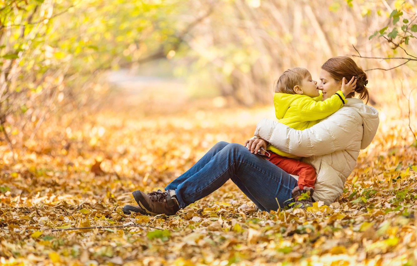 Wallpaper autumn, hug, son, Mother image for desktop, section настроения