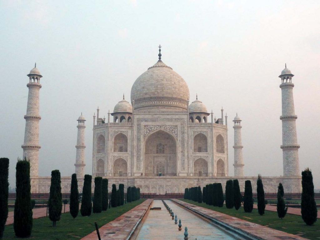 You Can See the Taj Mahal at Sunrise (Even If You're Not a Morning Person!)
