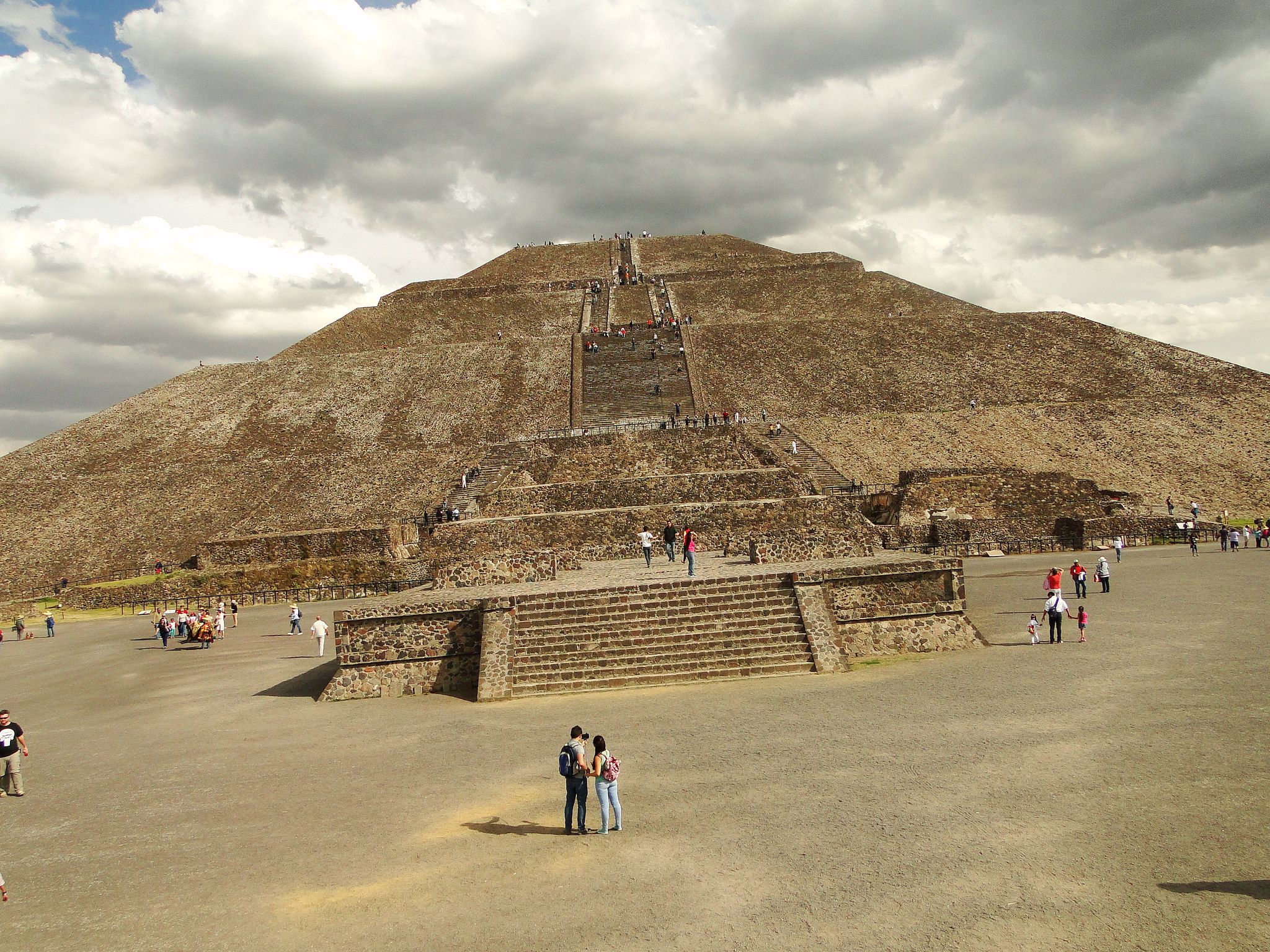 San Juan Teotihuacán y San Martín de las Pirámides, Estado de México ...