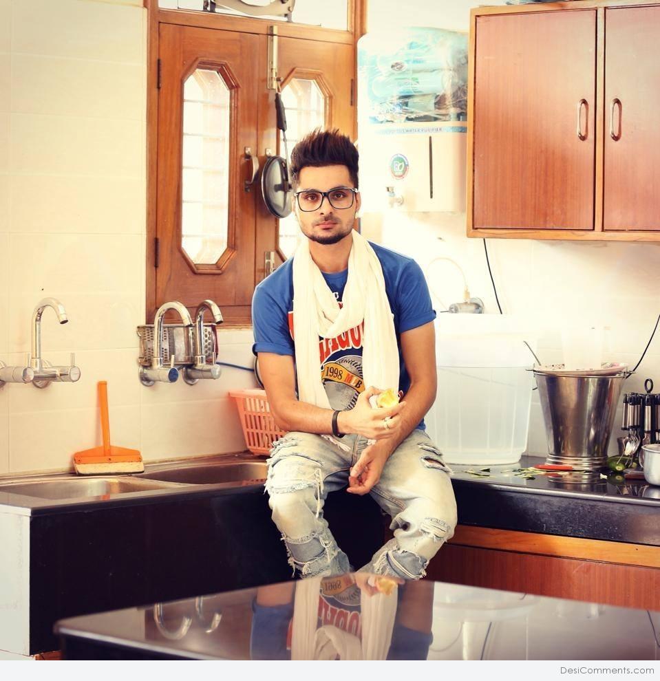 B jay randhawa In Kitchen