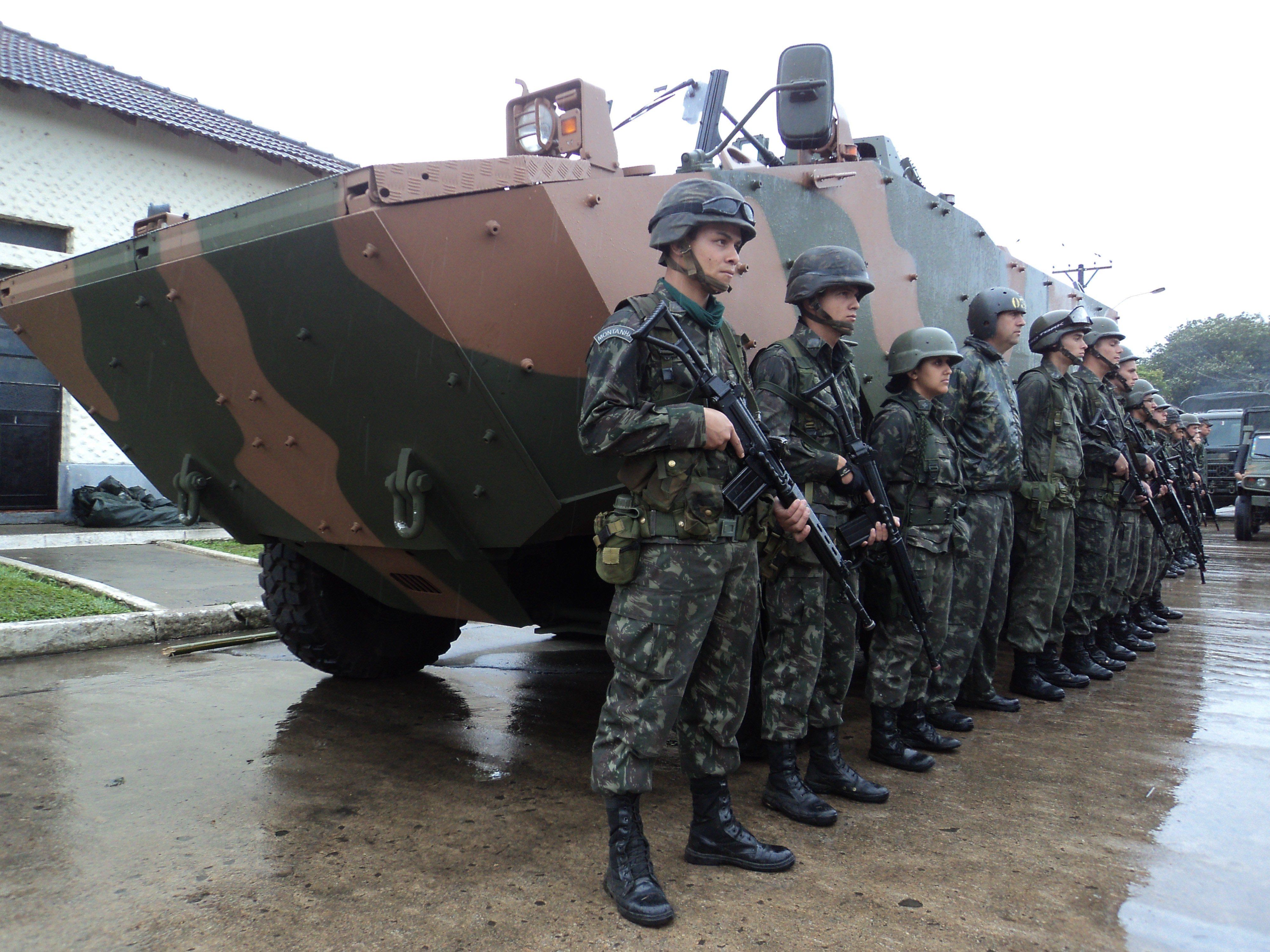 Vehicle Military Army Combat Armored Iveco Guarani Brazil 4000x3000 (16) wallpaperx3000