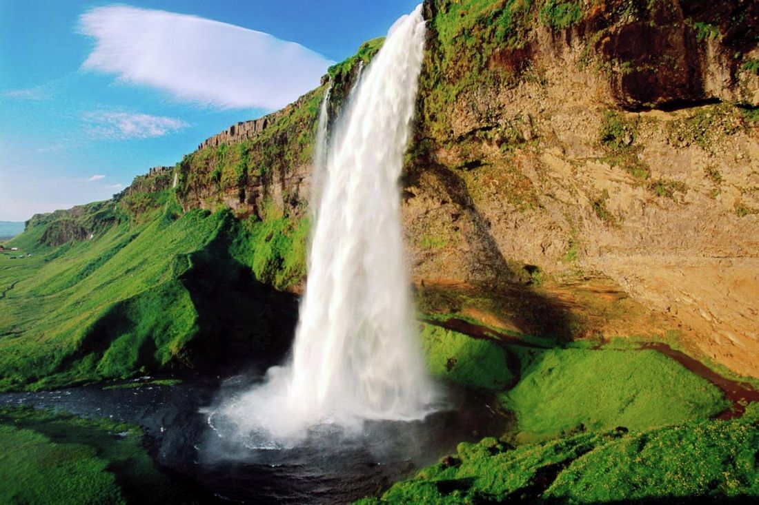Seljalandsfoss Waterfall, Iceland Computer Wallpaper