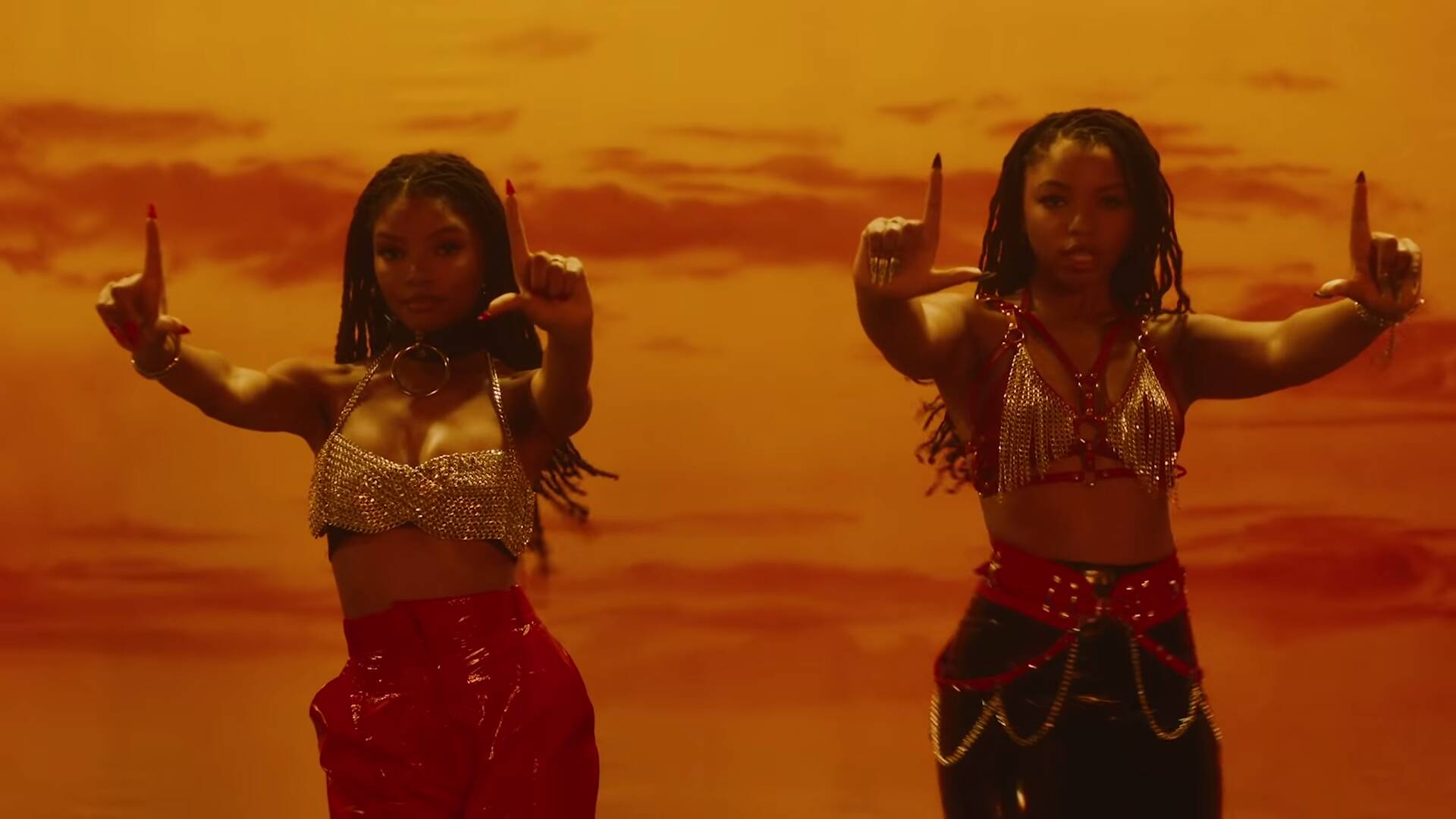 Chloe x Halle share a new single “Do It” + video