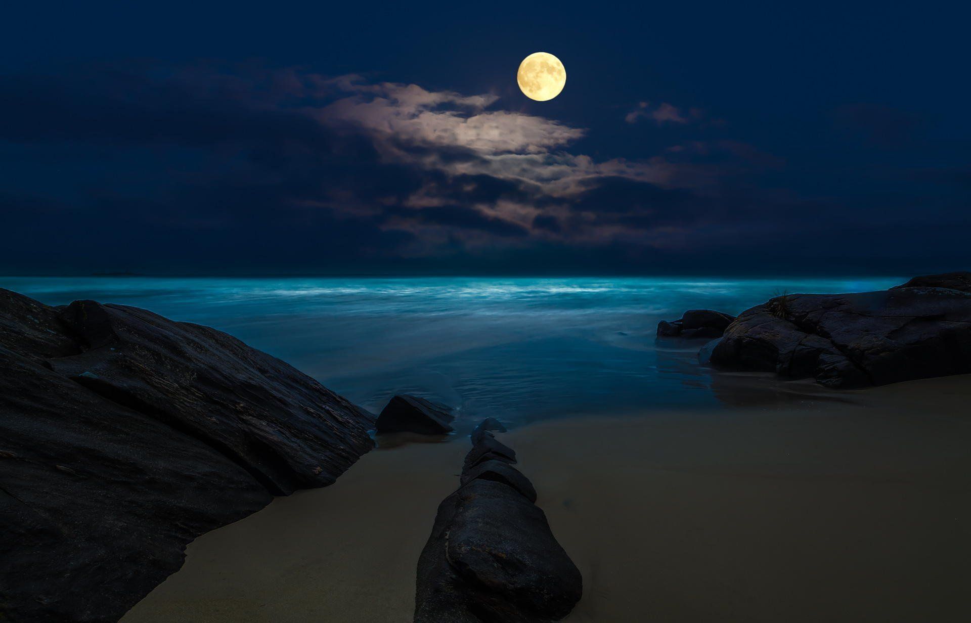 Moon night beach full moon the sea ocean wallpaperx1232
