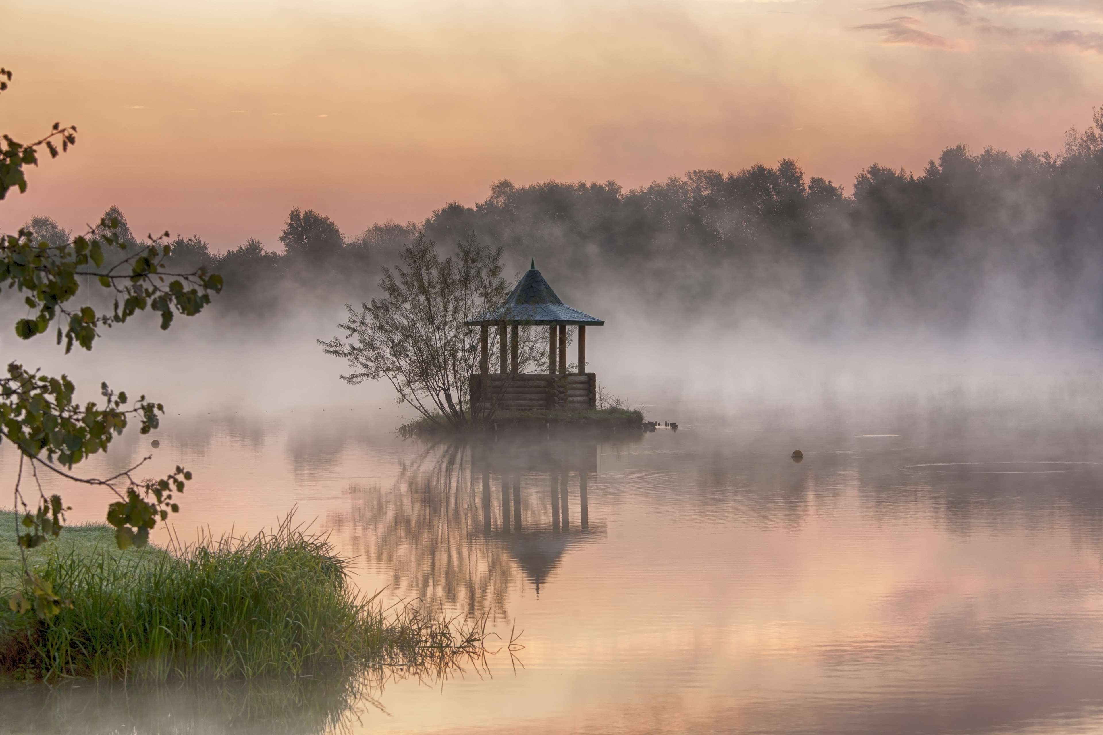 dawn, early morning, fog, gazebo, lake, landscape, ostravok, pond, reflection, tranquility, water 4k wallpaper. Пруды, Озера, Вода