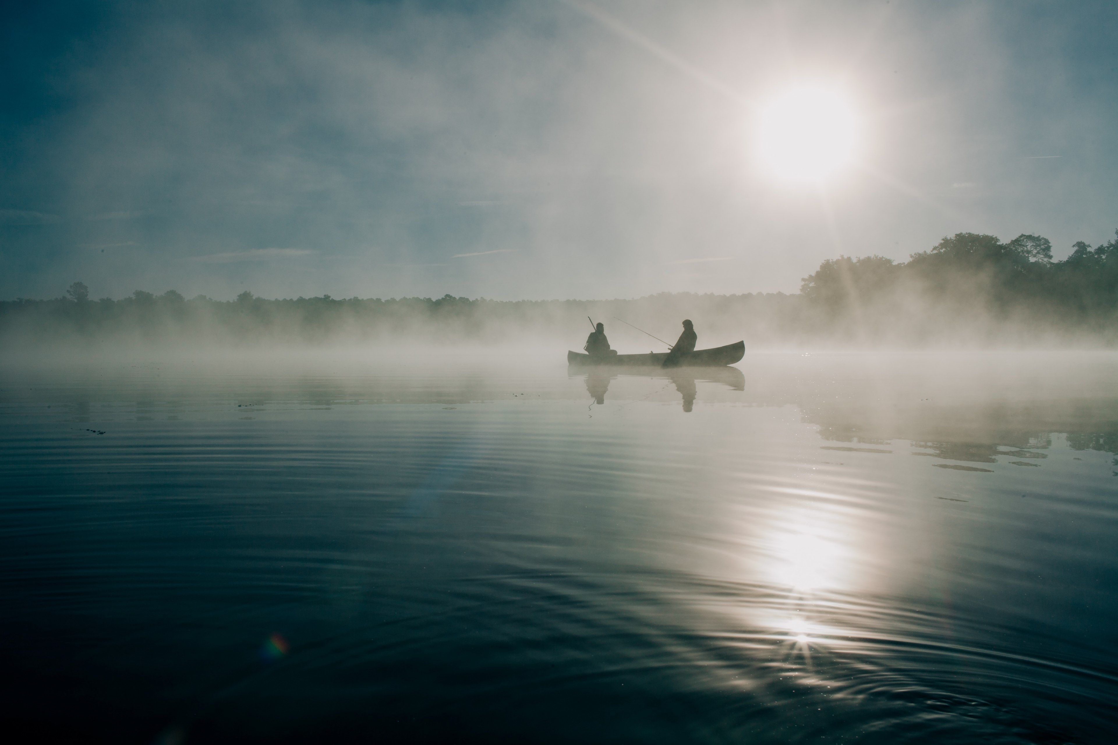 Wallpaper / fishing on a calm lake in ocala on a sunny morning, calm fishing trips 4k wallpaper