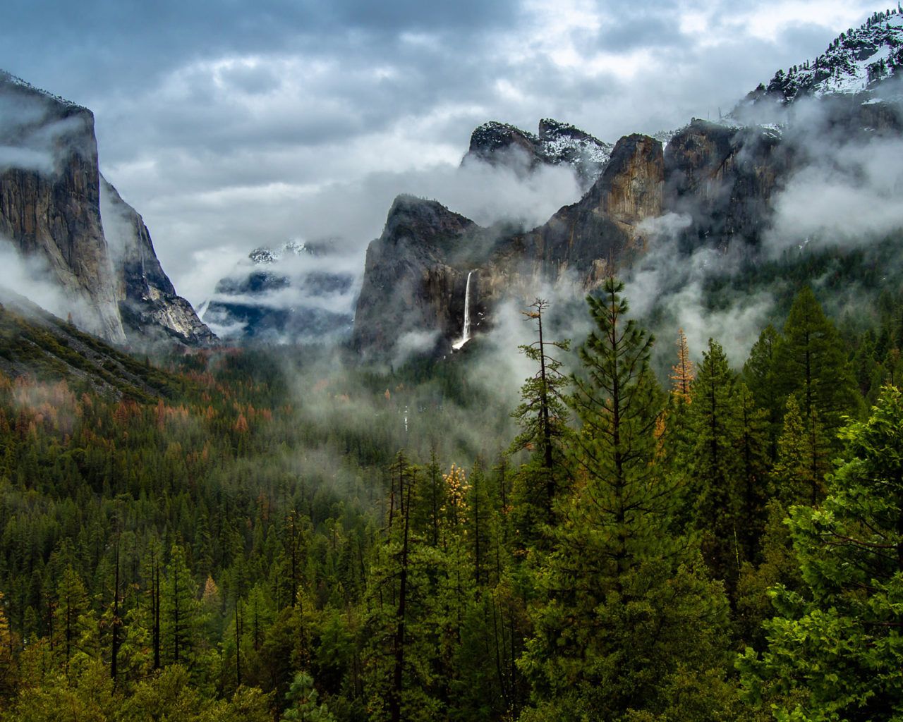 Yosemite Valley Morning Fog In Yosemite National Park California Usa Landscape Desktop HD Wallpaper For Mobile Phones And Computer 3840x2160, Wallpaper13.com
