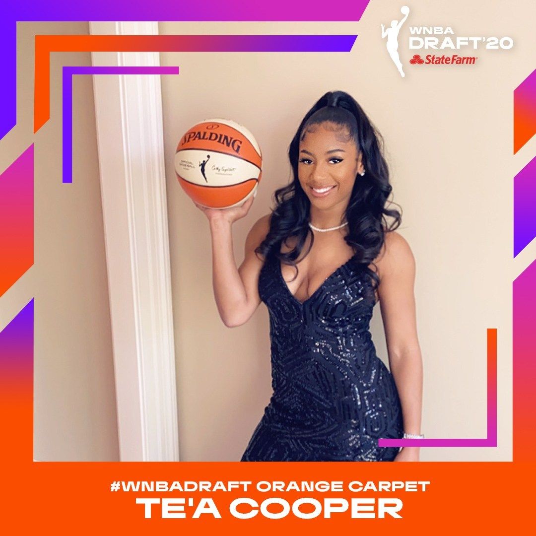 Los Angeles Sparks introduce Reshanda Gray and Te'a Cooper ahead of 2020 season