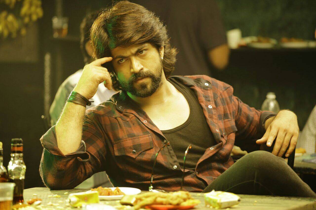 Yash Wiki, Biography, Age, Movies List, Family, Image