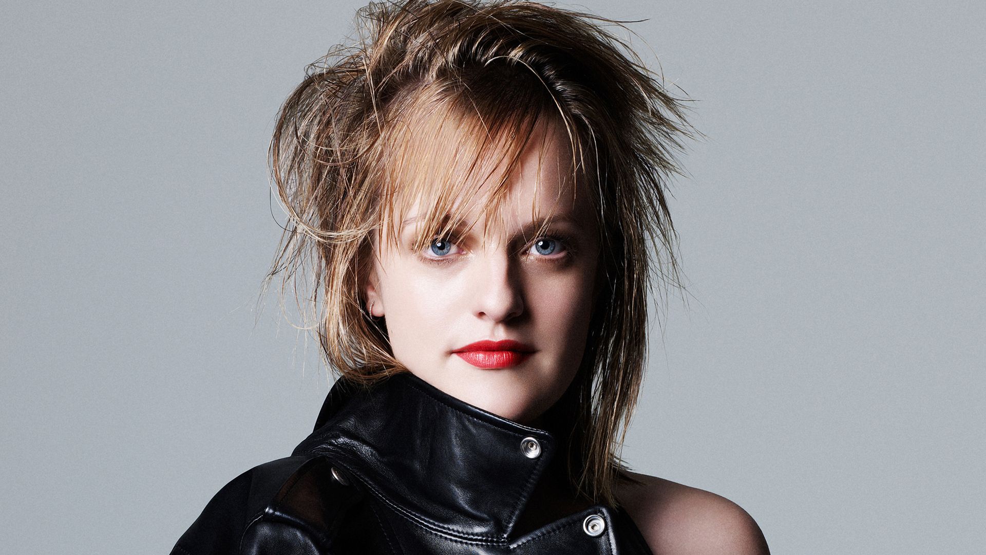 Elisabeth Moss Photo