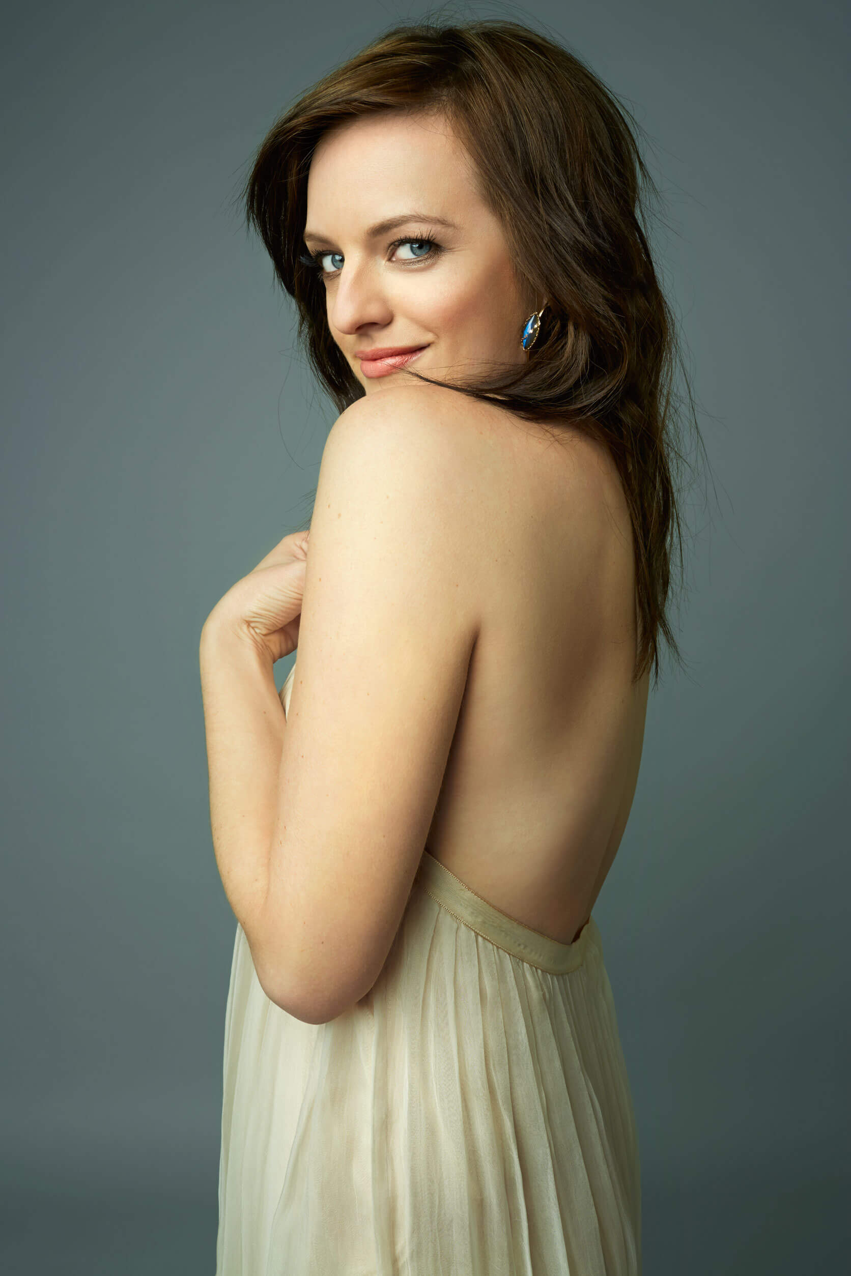 60+ Hot Pictures Of Elisabeth Moss Will Drive You Nuts For Her.