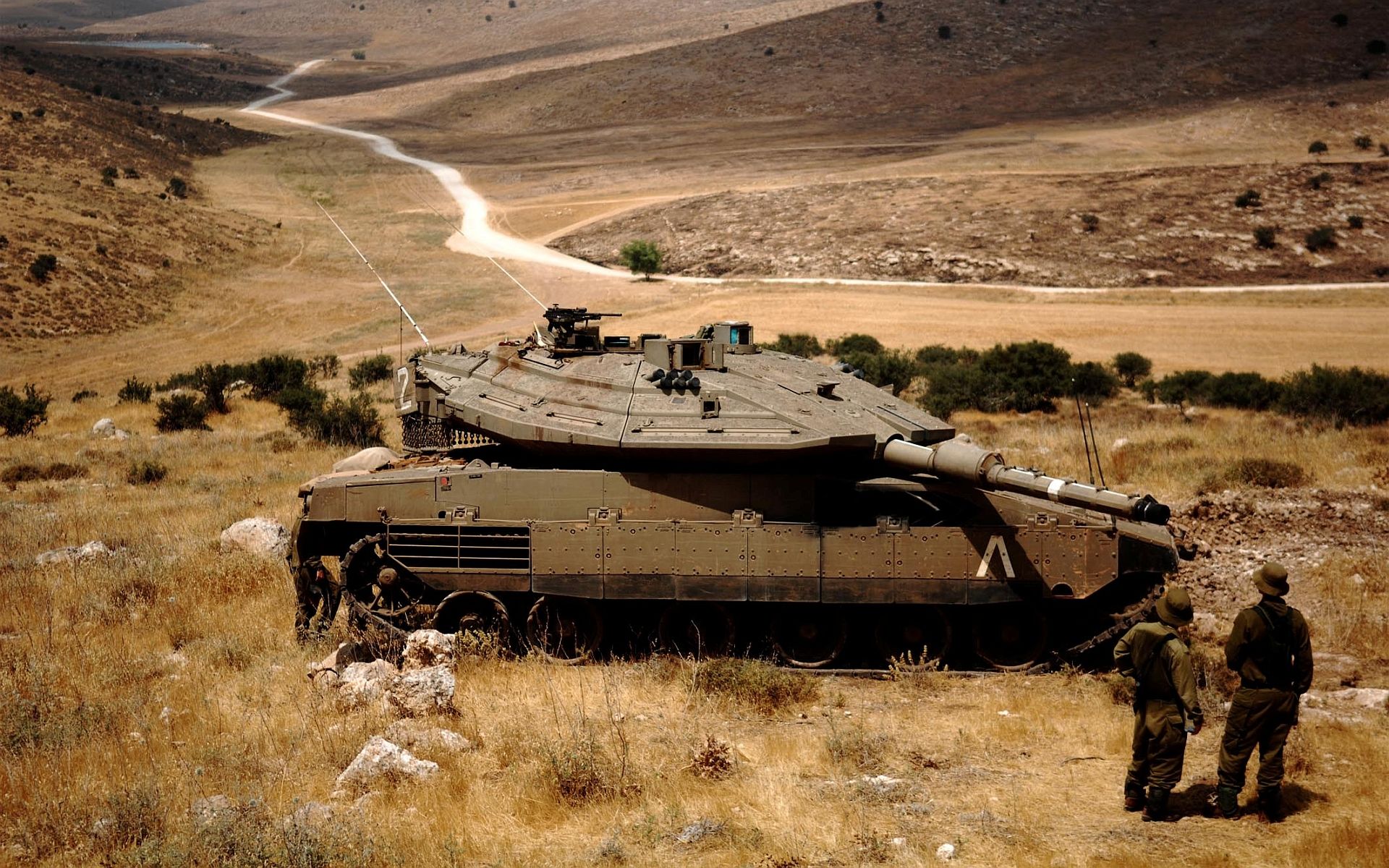 Tank military vehicle weapon wallpaperx1200