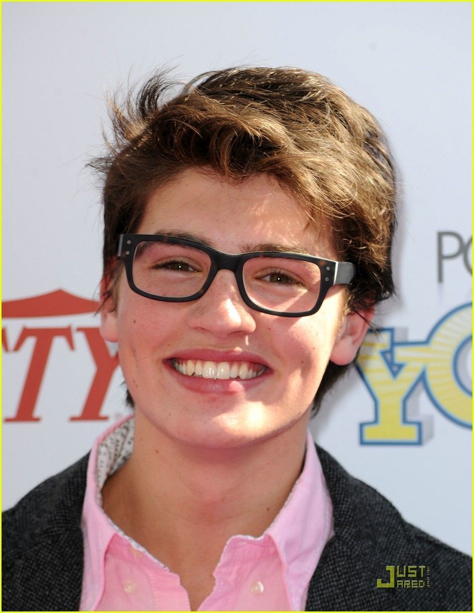 Gregg Sulkin Wallpapers - Wallpaper Cave