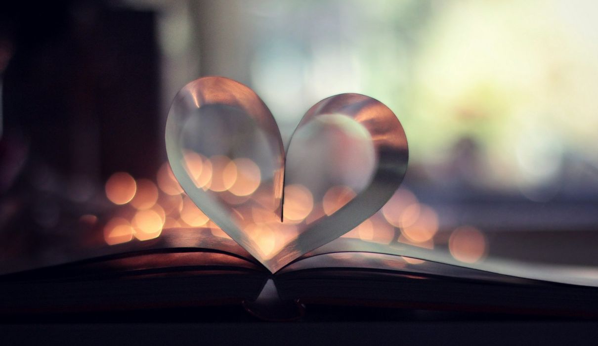 Bokeh Page book heart book wallpaperx1185