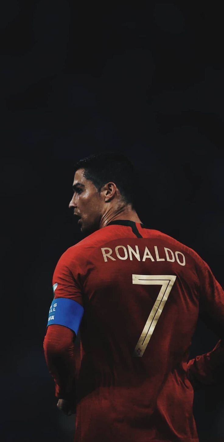 Download Cr7 Cool Red Jersey Wallpaper