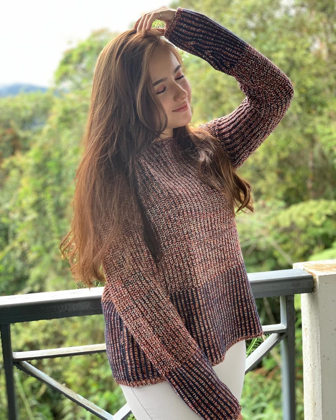 Hannah Delisha on Instagram: “Smile.