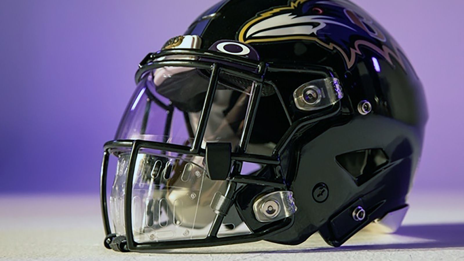 NFL, Oakley come up with face shields to protect players