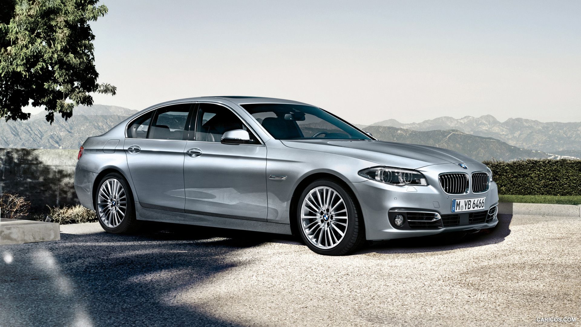 BMW 5 Series Luxury Line. HD Wallpaper