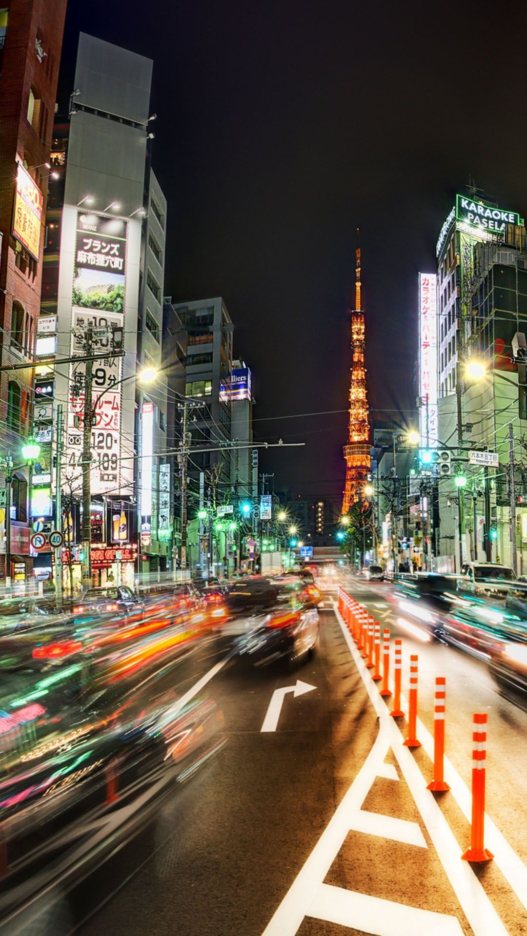 Busy Tokyo Street Night 4K Ultra HD Mobile Wallpaper
