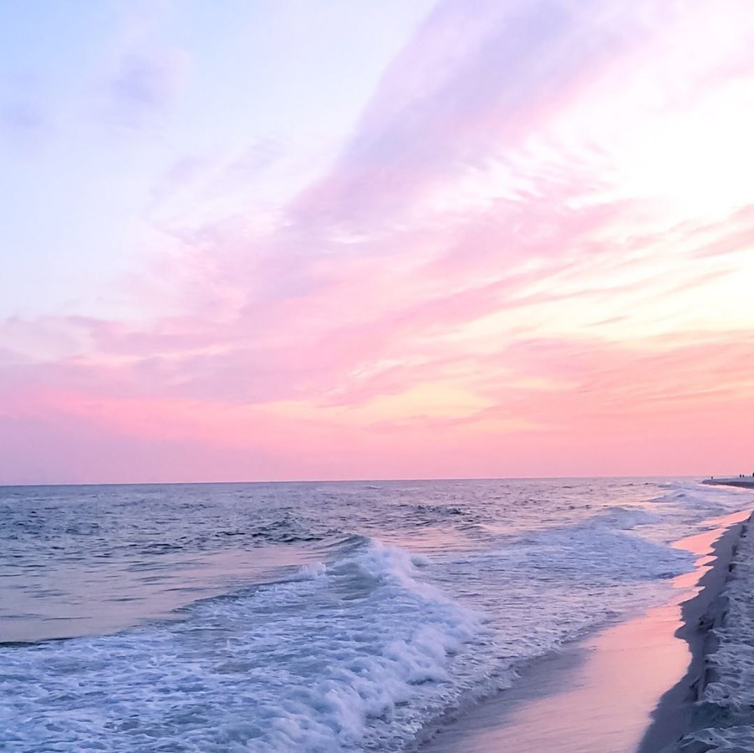 Beach days to prize and cotton candy skies