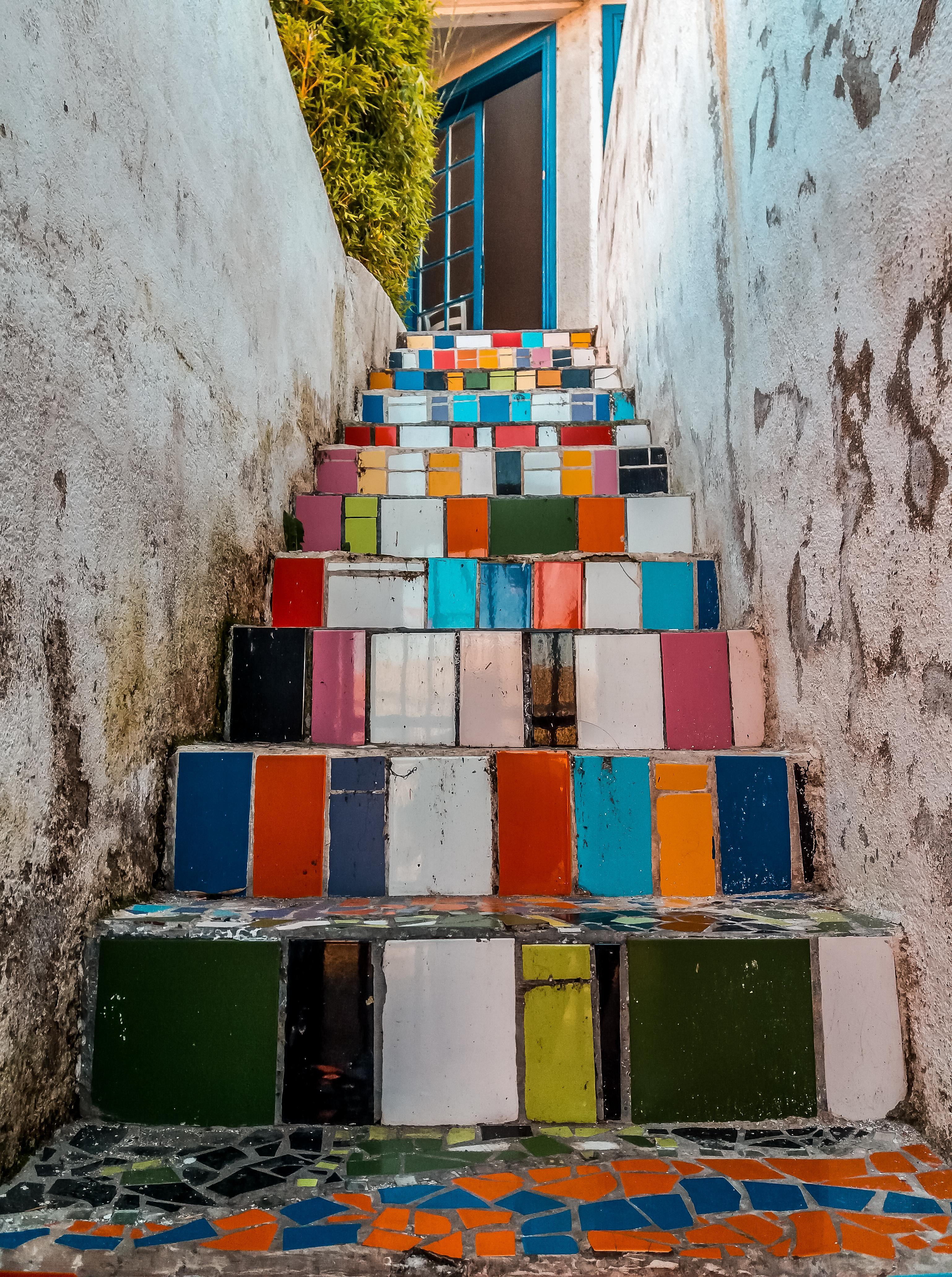 OC] [3077x4128] Colorful stairway in Valparaiso, Chile. iPhone X Wallpaper X Wallpaper HD