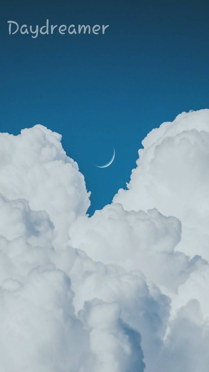 Daydreamer cloud wallpaper