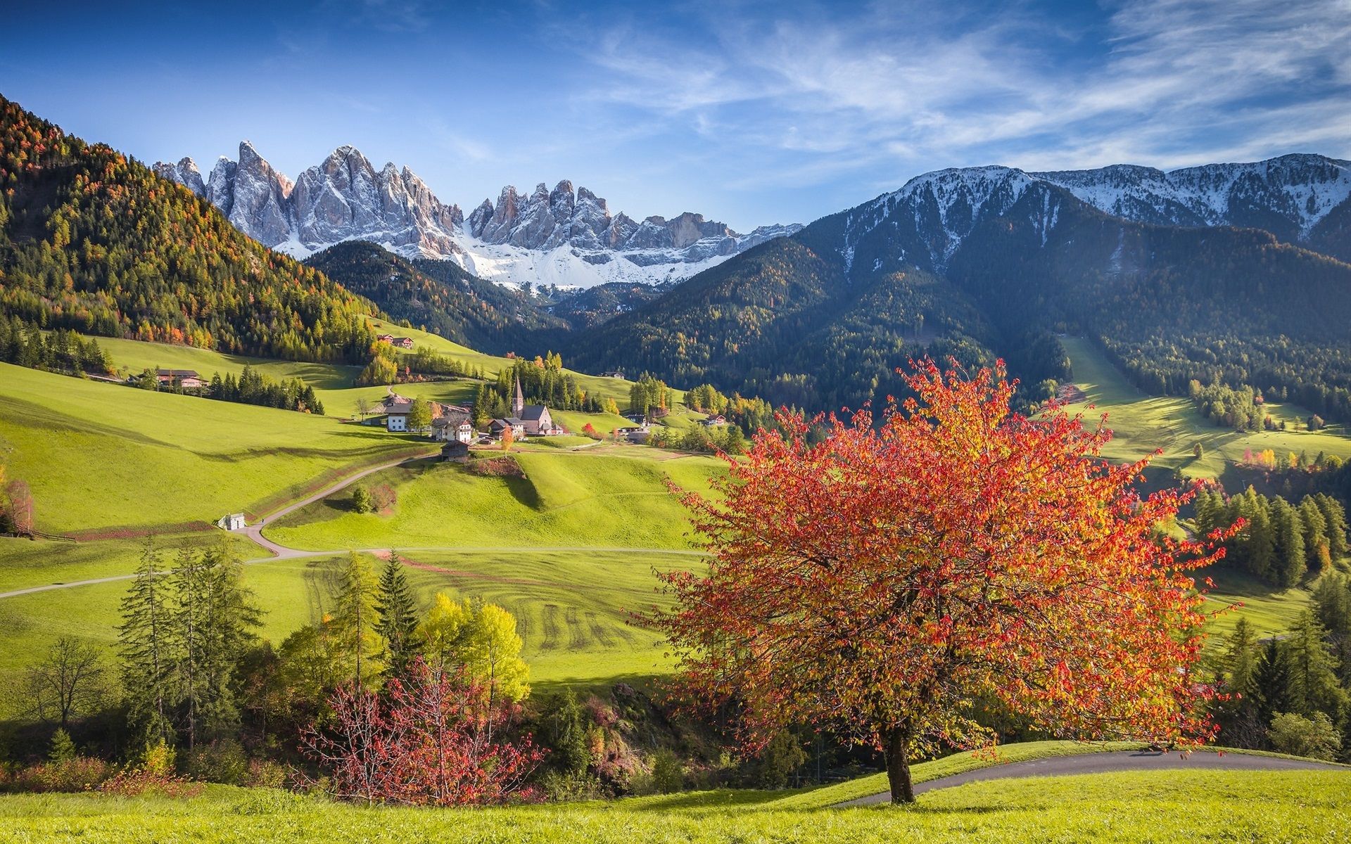 Wallpaper Italy, Alps, beautiful scenery, forest, trees, mountains, village, autumn 1920x1200 HD Picture, Image