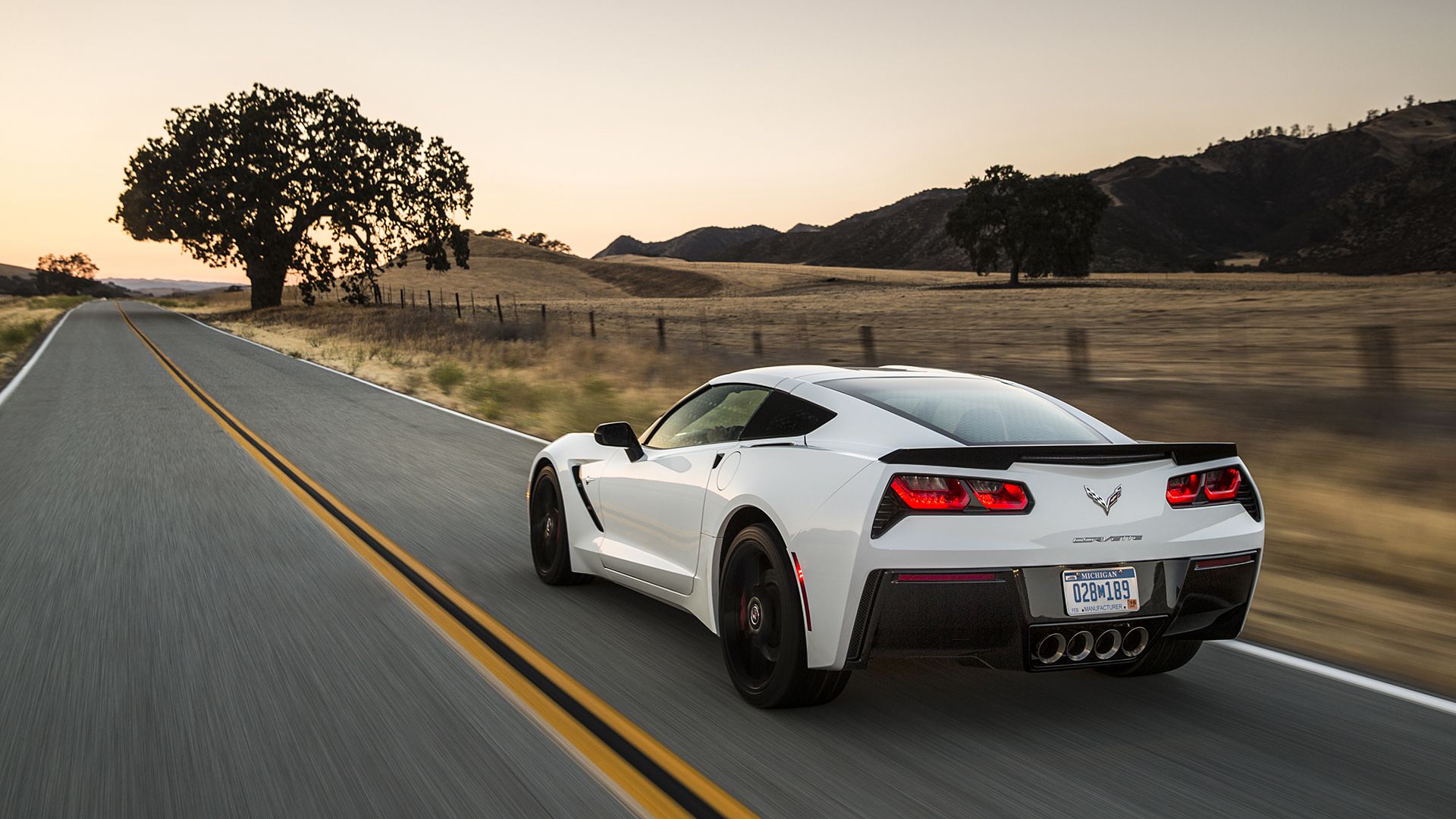 Chevrolet Corvette C7 Stingray Wallpaper, Specs & Videos