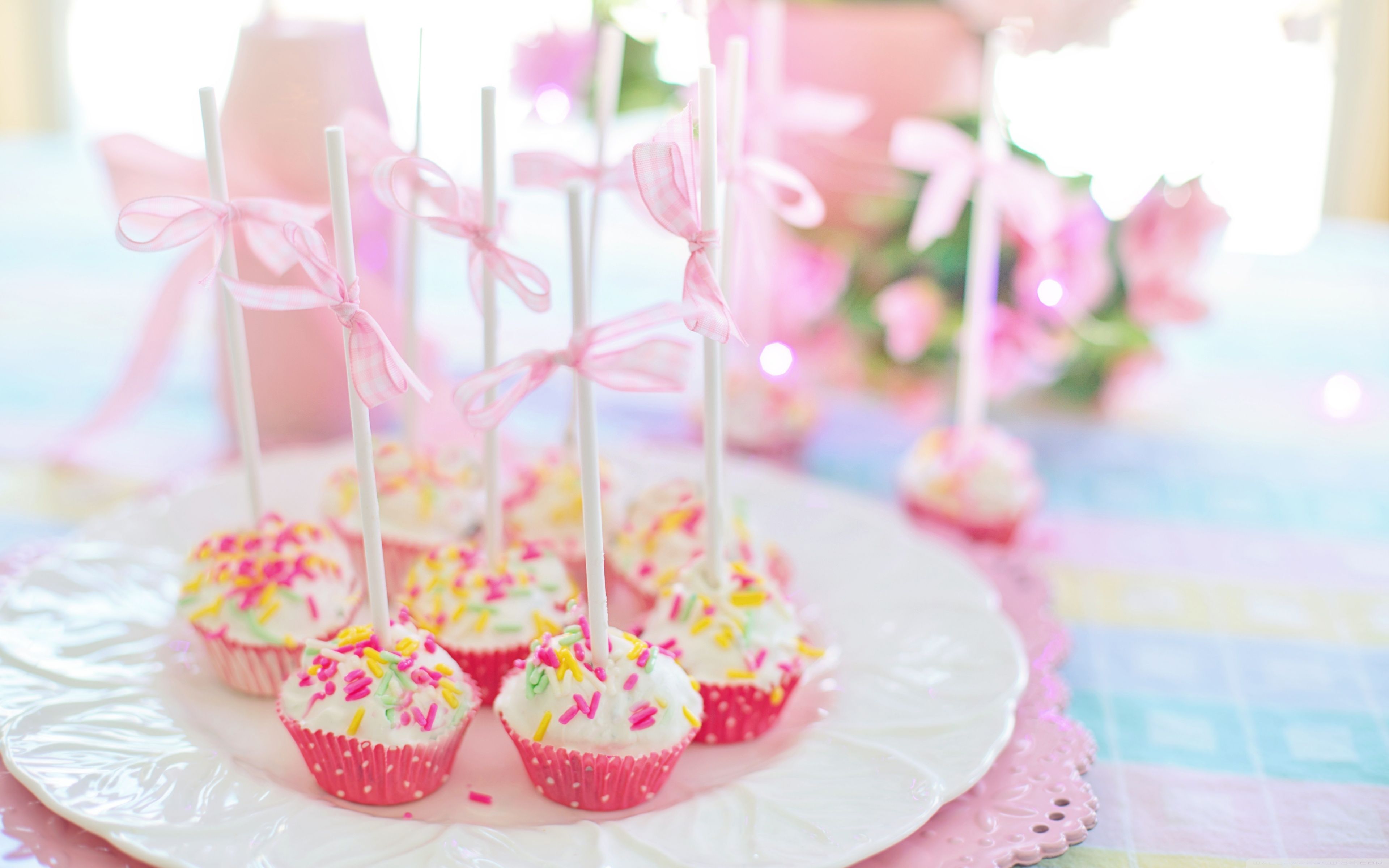 Cake Pops Ultra HD Desktop Background Wallpaper for 4K UHD TV, Widescreen & UltraWide Desktop & Laptop, Tablet