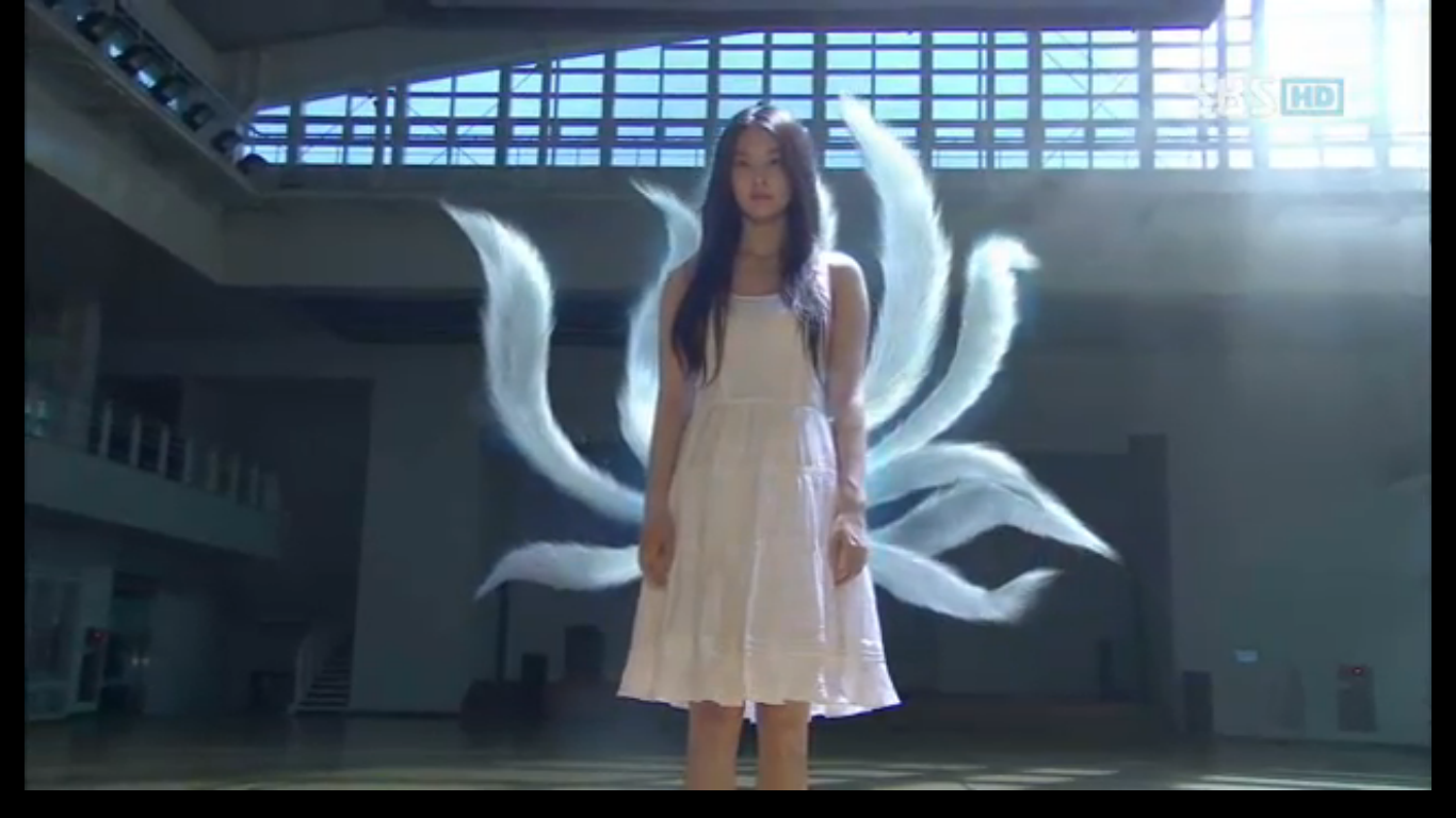 The World According to Bel: My Girlfriend is a Gumiho: Nah, she's just a fox!